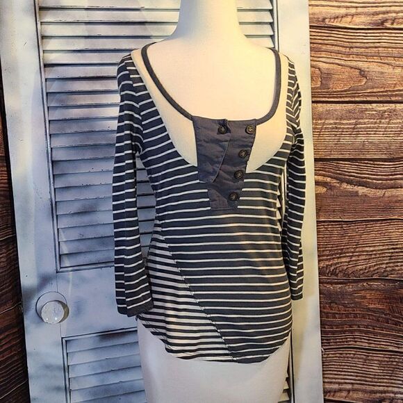 Anthro Pilcro Letterpress Sm Striped Top - Picture 10 of 12